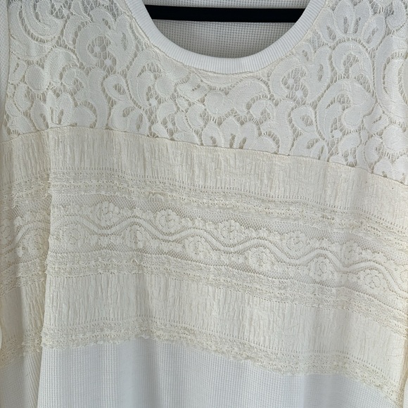 Lori Goldstein Thermal Lace Detail Cream asymmetrical Top XL - Picture 3 of 8